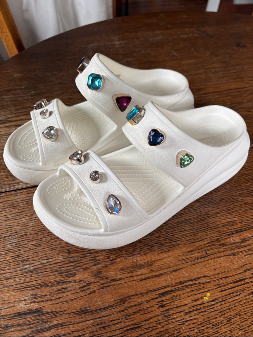 Crocs Mega Crocs Women’s Size 10 with charms - Picture 3 of 11